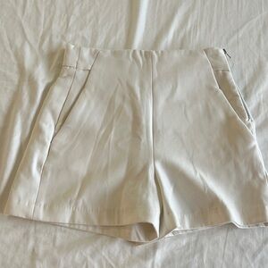 Zara High-Rise White Tailored Shorts with Side Zip Detail